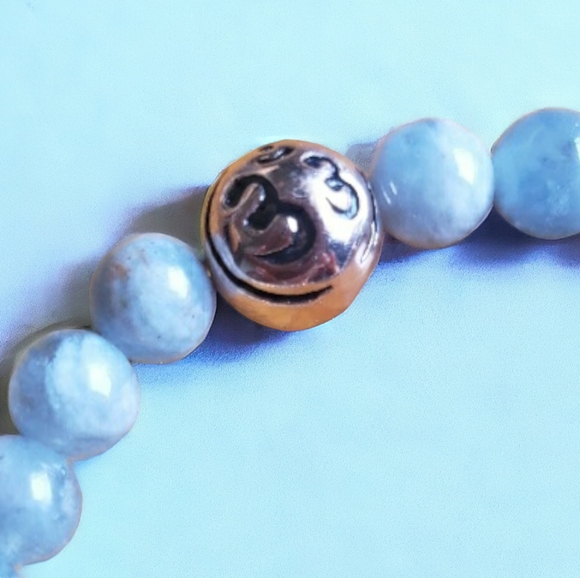 Aquamarine & Gold Beaded Handcrafted Bracelet - Picture 5 of 5